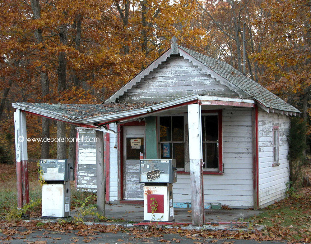 Northeast, Filling Station, Ledyard, CT, 16x20 Print