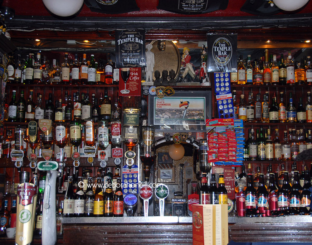 Ireland, Temple Bar Bar, 16x20 print