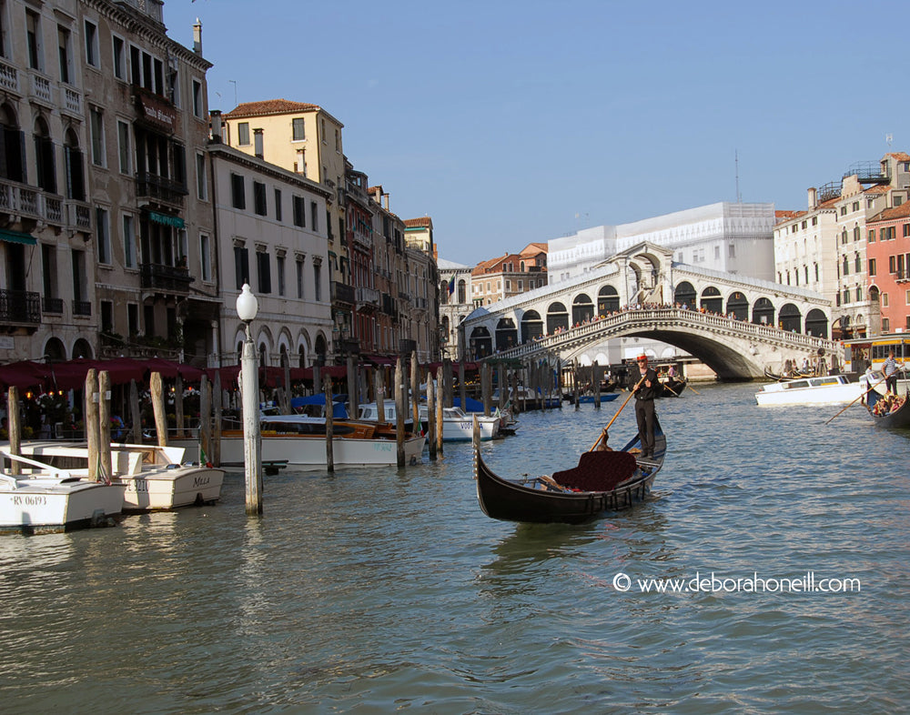Italy, Gondola at Rialto Bridge, Venice, 16x20 print